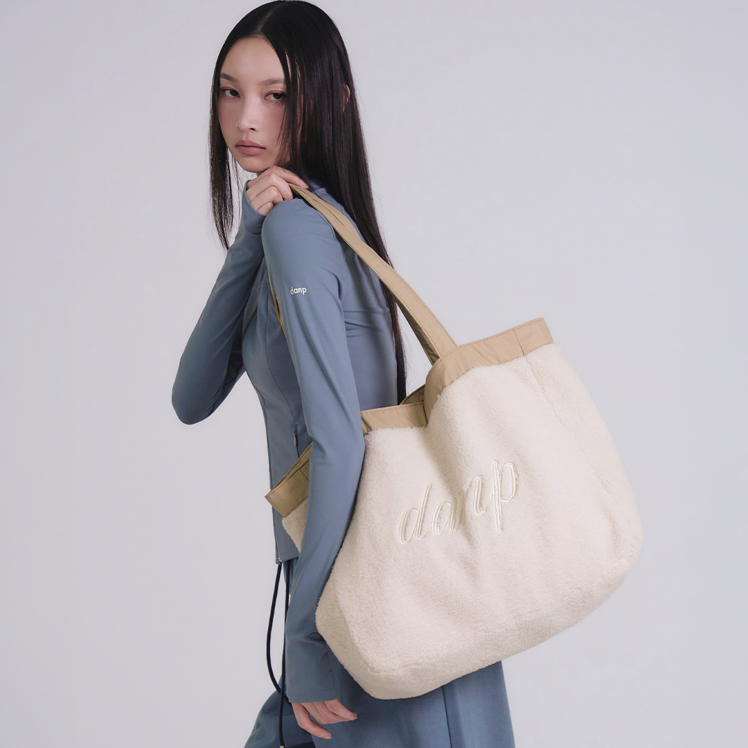 Winter Reversible Shoulder Bag