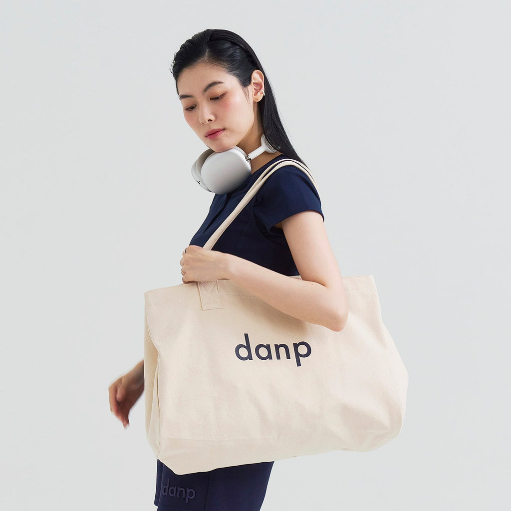Club DANP Big Shoulder Bag