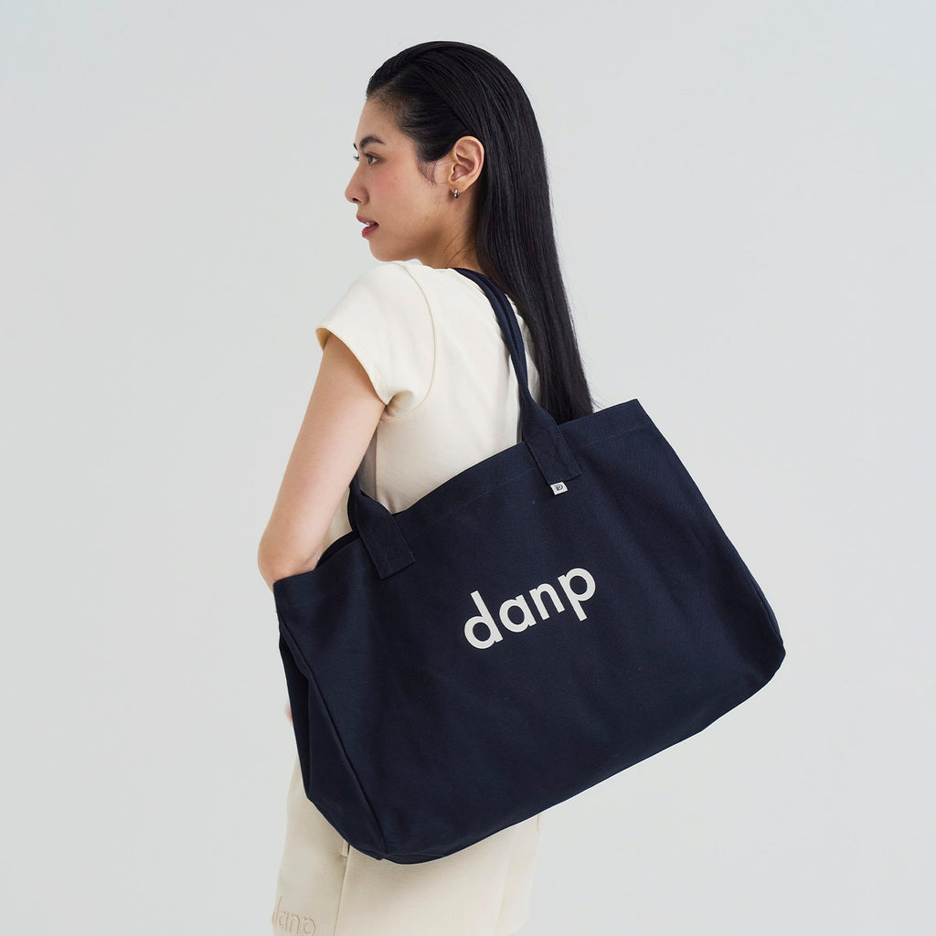 Club DANP Big Shoulder Bag