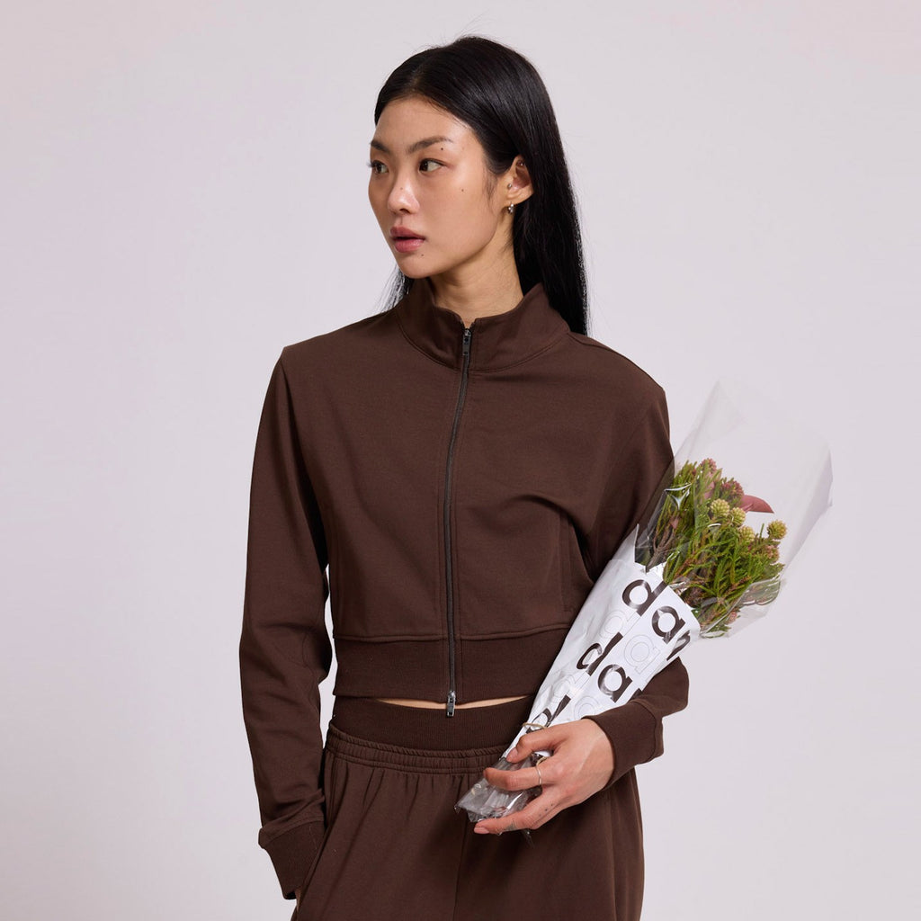 Sun Mild Motion Crop Zip-up