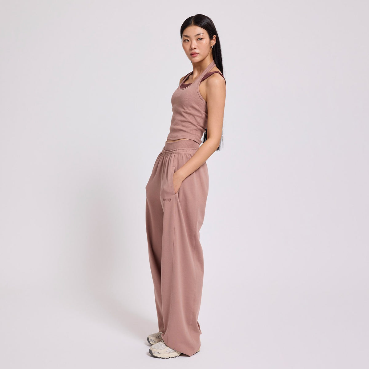 Sun Mild Motion Halter Top Set
